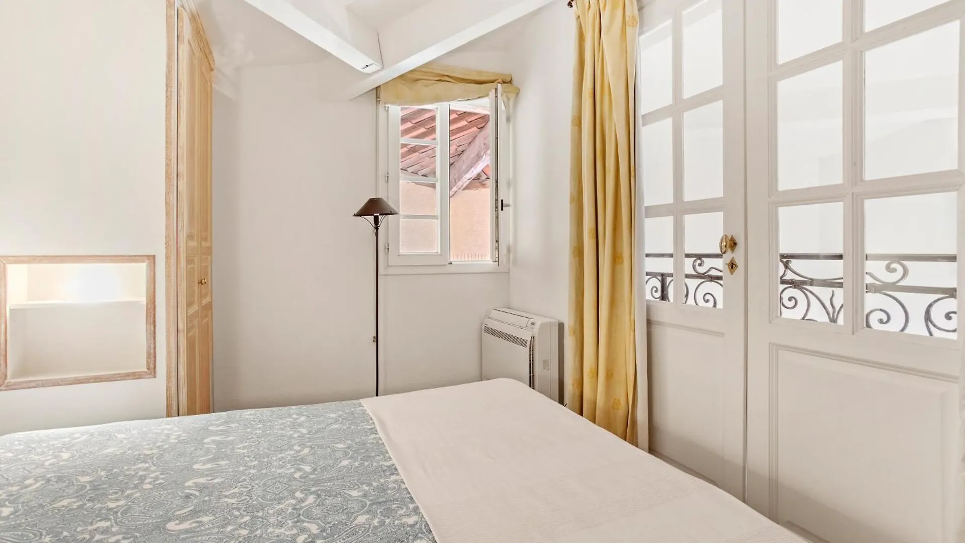 3 Bdr Apt - Clos Sainte Anne 0*, Saint-Tropez