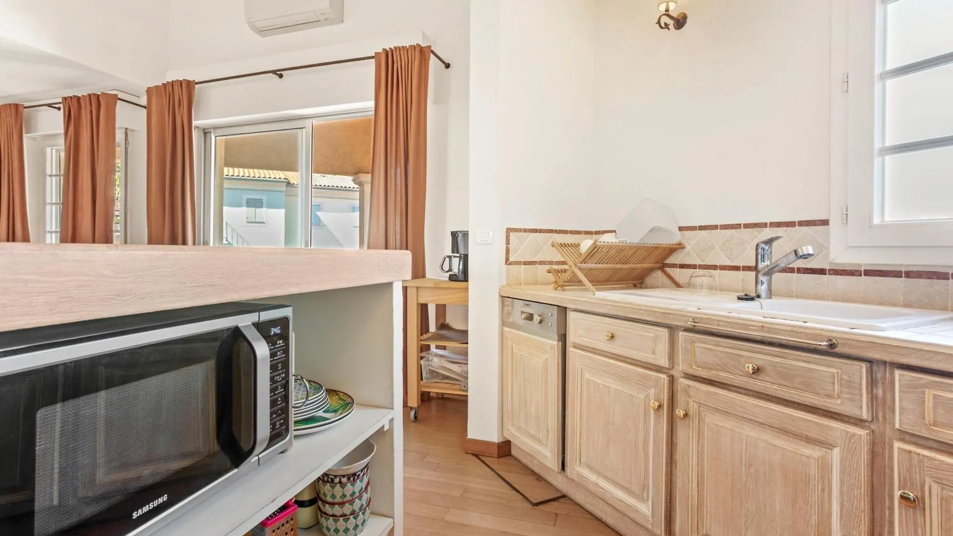 3 Bdr Apt - Clos Sainte Anne 0*, Saint-Tropez